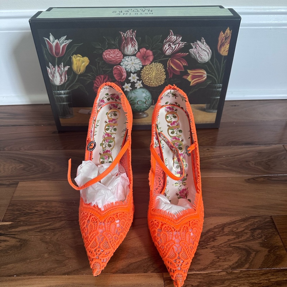 GUCCI Shoes Virginia Lace Mary Jane Pointy Pumps sz 37.5
EU NEW - Picture 2 of 8